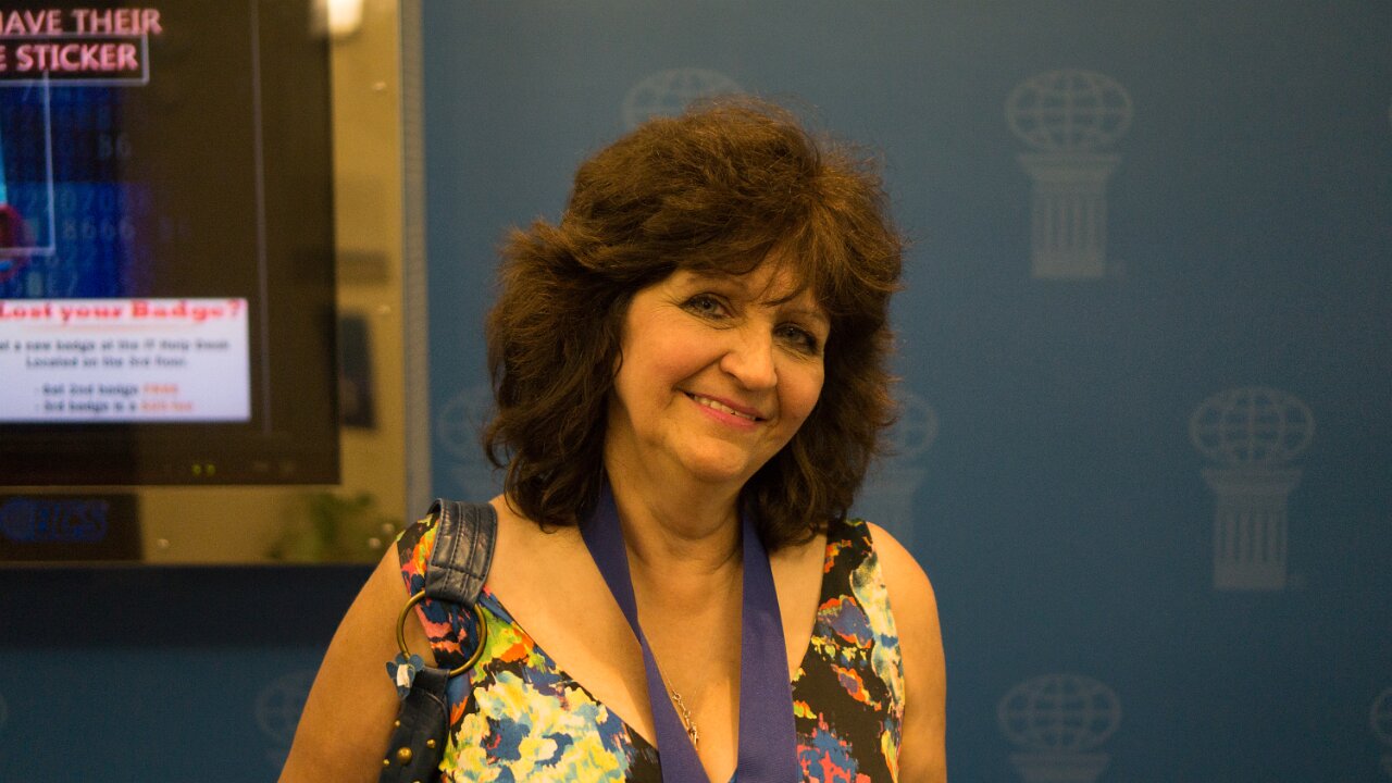 AIU_Masters_Grad_2017-22