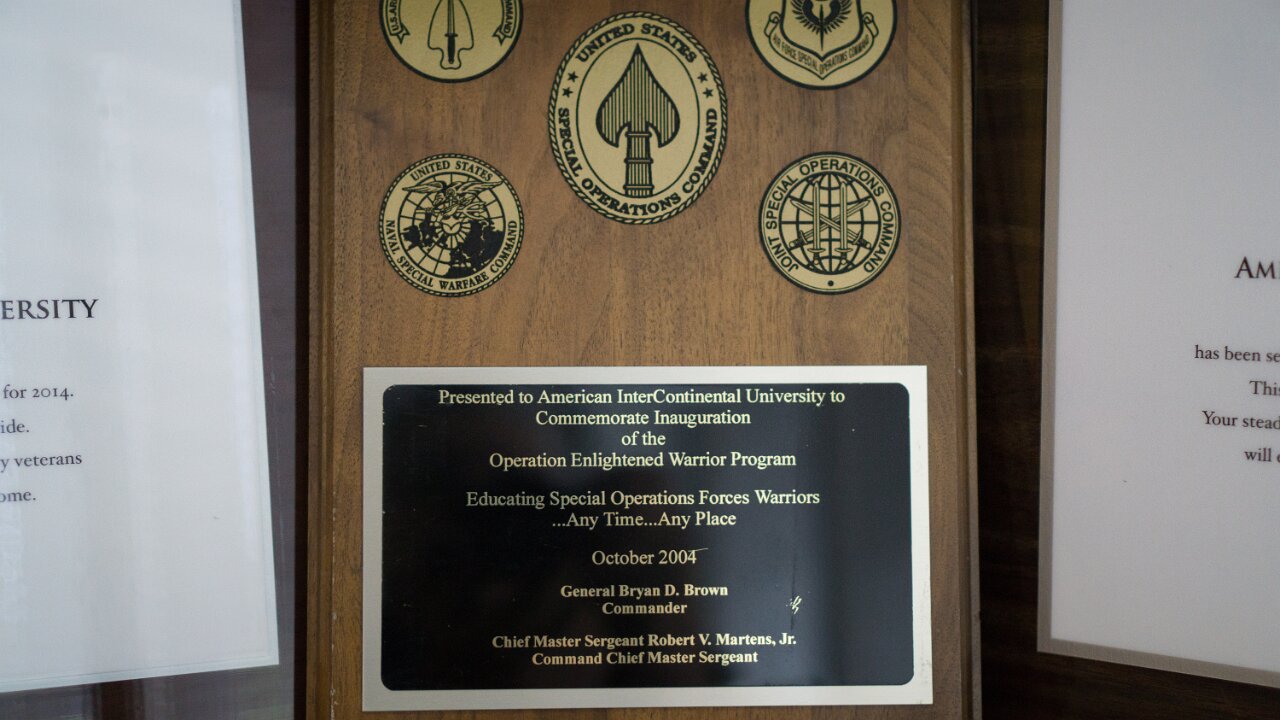 AIU_Masters_Grad_2017-24